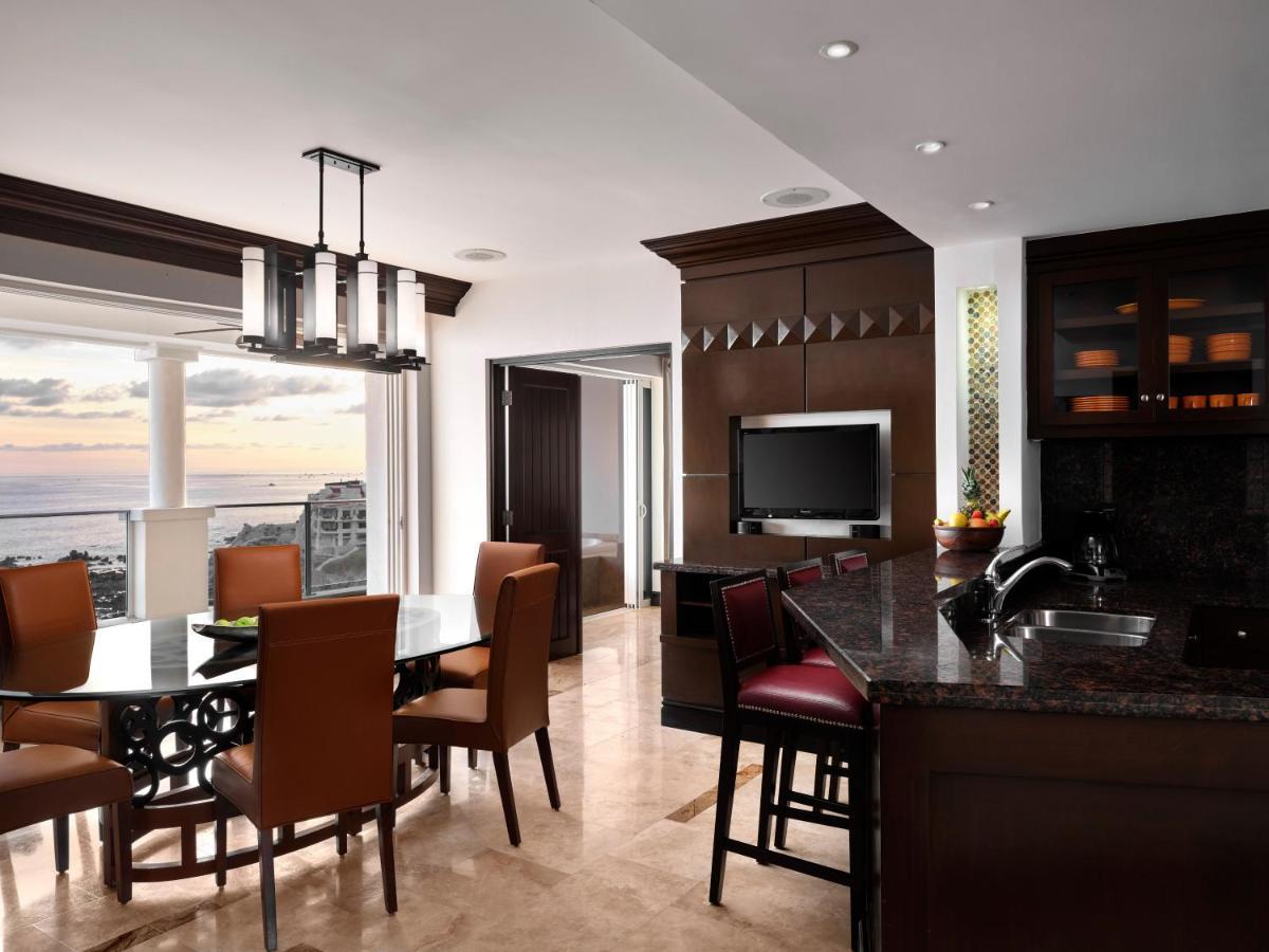 Penthouse Two Bedroom Garden View