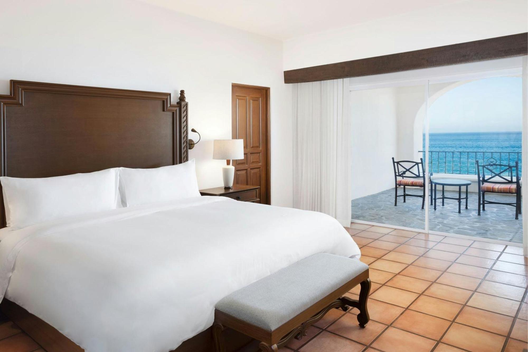 Cabo King Room Ocean View Balcony