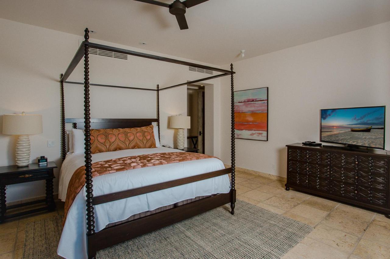 Four Bedroom Ocean View Deluxe Villa